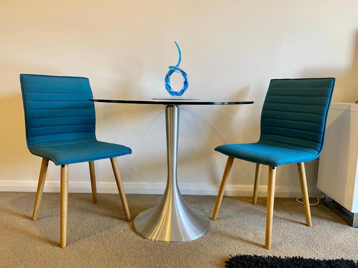 Governor Luxe 1 Bedroom Apartment In The Heart Of Barton Wifi Gym Wine Secure Parking Canberra Kingston Extérieur photo