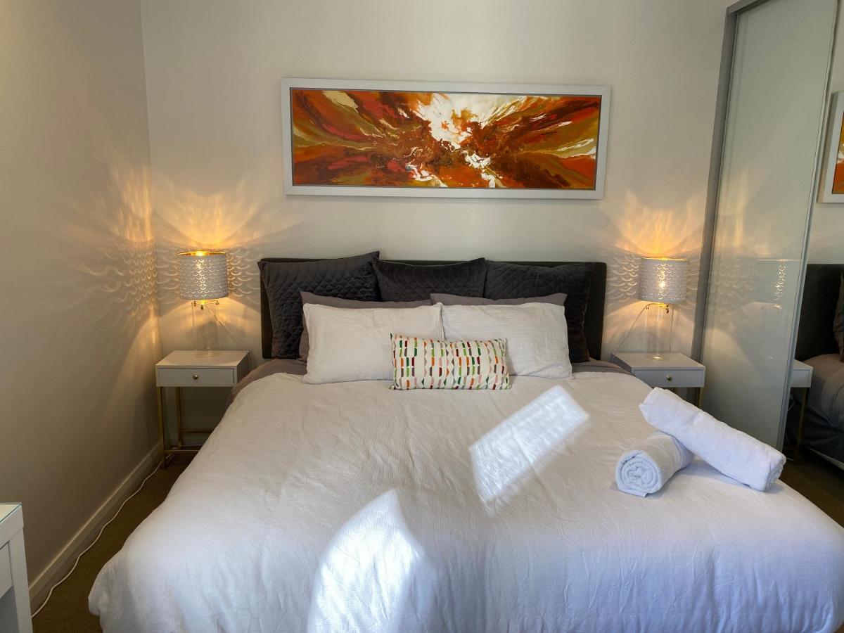 Governor Luxe 1 Bedroom Apartment In The Heart Of Barton Wifi Gym Wine Secure Parking Canberra Kingston Extérieur photo