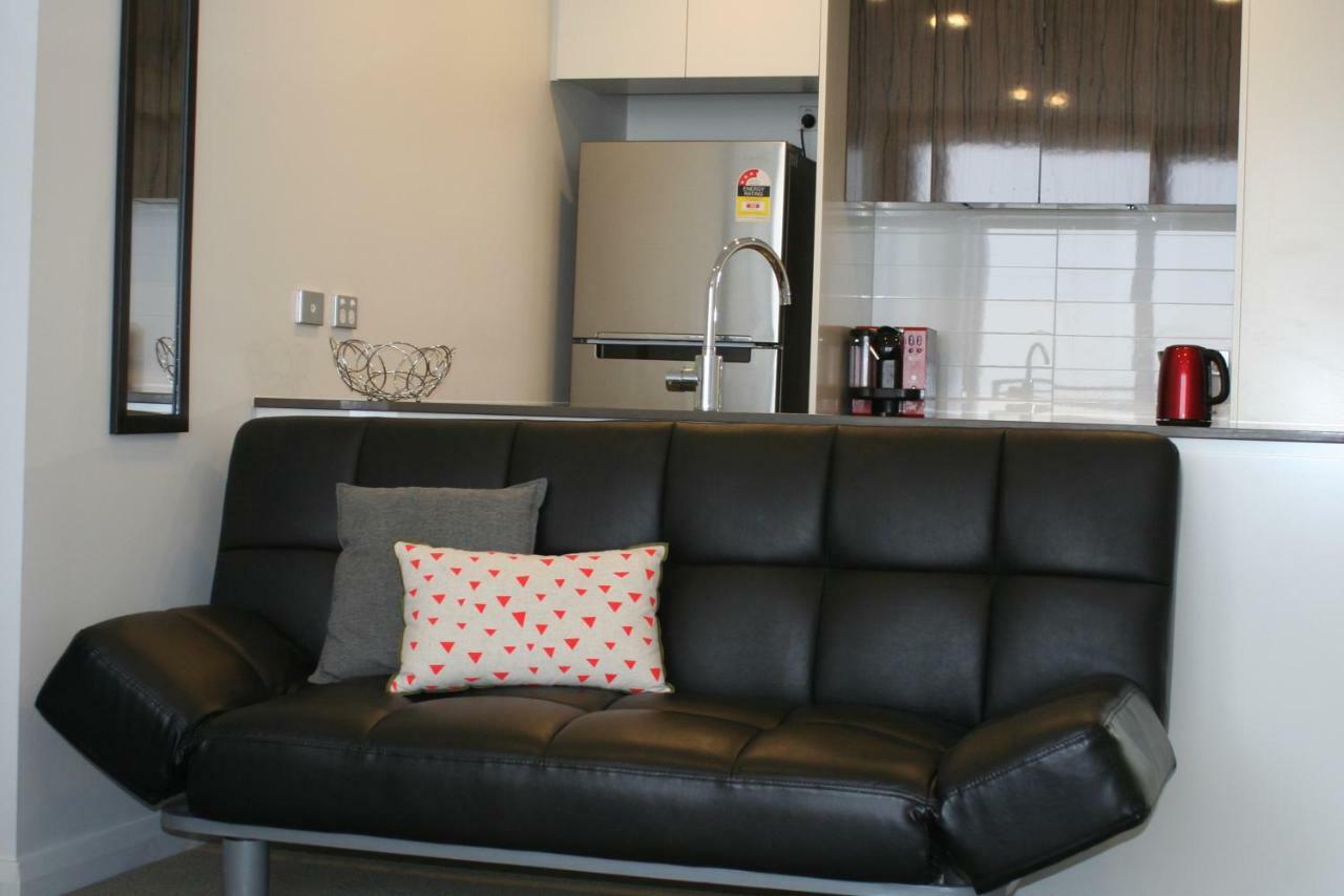 Governor Luxe 1 Bedroom Apartment In The Heart Of Barton Wifi Gym Wine Secure Parking Canberra Kingston Extérieur photo