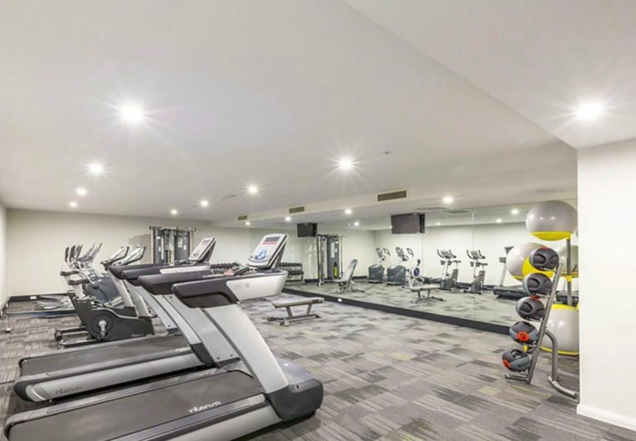 Governor Luxe 1 Bedroom Apartment In The Heart Of Barton Wifi Gym Wine Secure Parking Canberra Kingston Extérieur photo