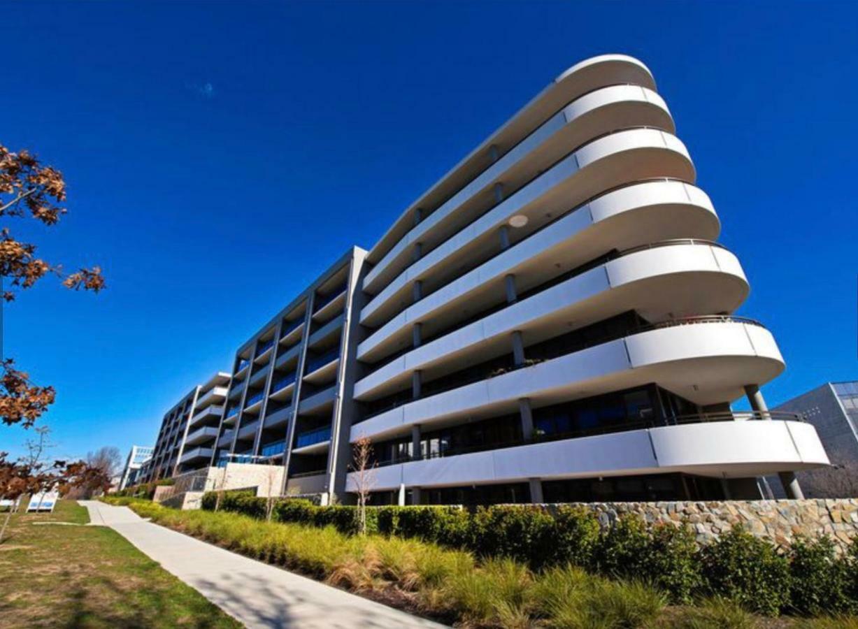 Governor Luxe 1 Bedroom Apartment In The Heart Of Barton Wifi Gym Wine Secure Parking Canberra Kingston Extérieur photo