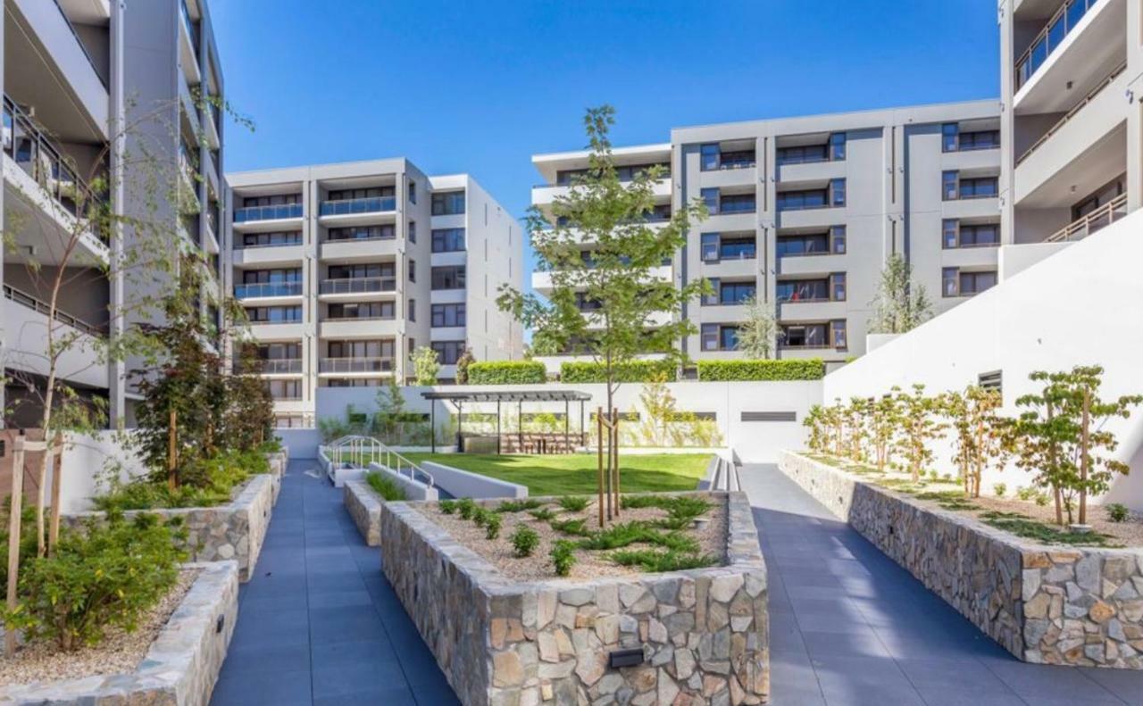 Governor Luxe 1 Bedroom Apartment In The Heart Of Barton Wifi Gym Wine Secure Parking Canberra Kingston Extérieur photo