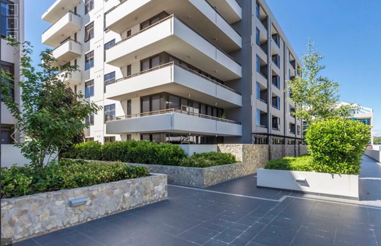 Governor Luxe 1 Bedroom Apartment In The Heart Of Barton Wifi Gym Wine Secure Parking Canberra Kingston Extérieur photo