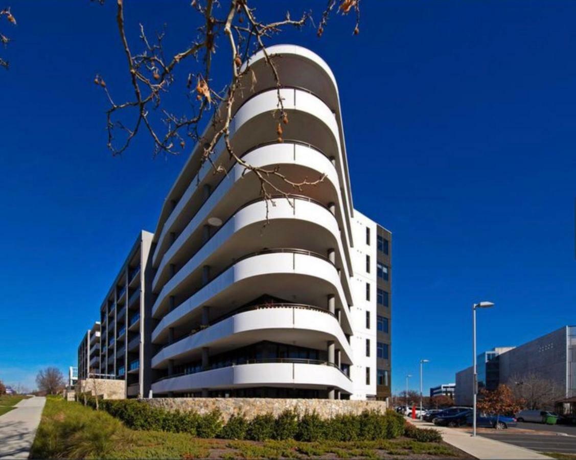 Governor Luxe 1 Bedroom Apartment In The Heart Of Barton Wifi Gym Wine Secure Parking Canberra Kingston Extérieur photo